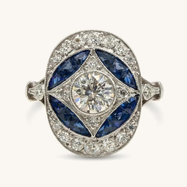 vintage-vintage-ring-white-gold-sapphire-fde2ea