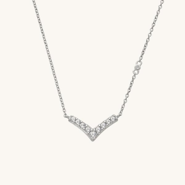 jewellery-necklace-pendant-necklace-sterling-silver-white-topaz-b05847