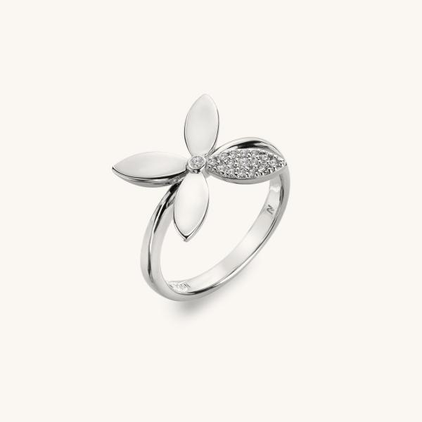 jewellery-ring-statement-ring-sterling-silver-white-topaz-71a899