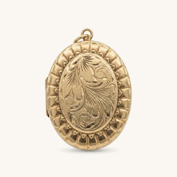 vintage-yellow-gold-bc1e82