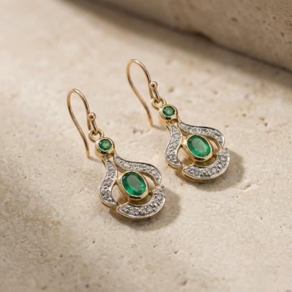 vintage-vintage-earring-yellow-gold-emerald-9ce557