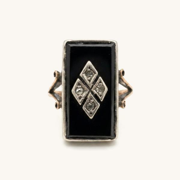 vintage-vintage-ring-mixed-metals-black-onyx-b23673