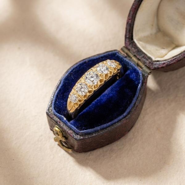 vintage-vintage-ring-yellow-gold-natural-diamond-c83a06
