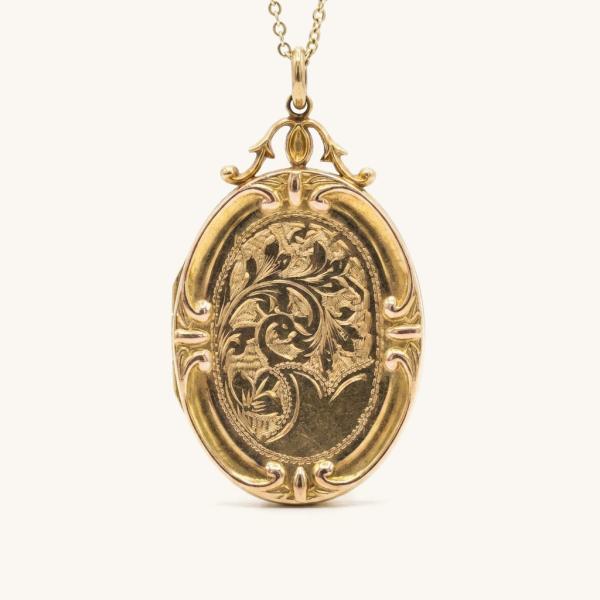 vintage-vintage-necklace-yellow-gold-dd6c4b