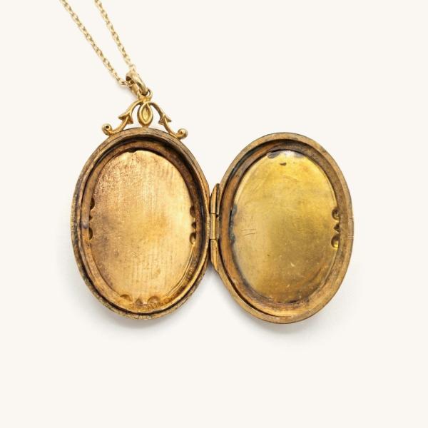 vintage-vintage-necklace-yellow-gold-70d714