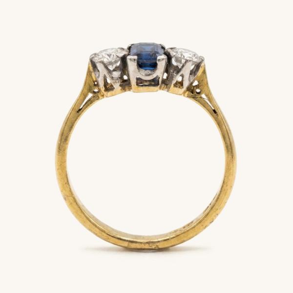 vintage-vintage-ring-yellow-gold-sapphire-c33ad3