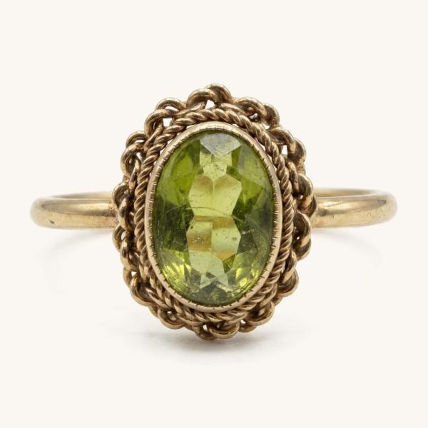 vintage-vintage-ring-yellow-gold-peridot-b81873