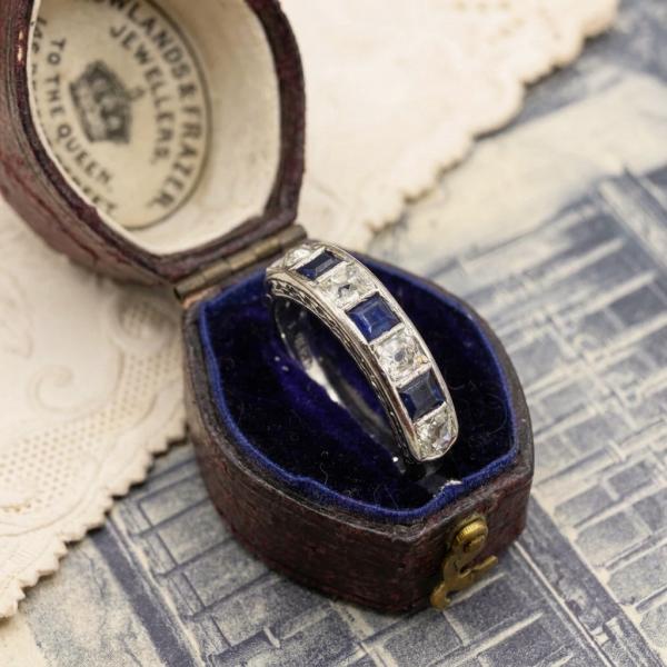 vintage-vintage-ring-white-gold-sapphire-070989
