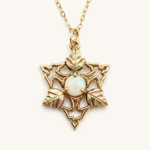 vintage-vintage-necklace-yellow-gold-opal-82cbd9