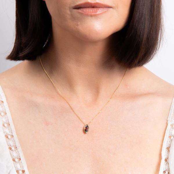 jewellery-pendant-9ct-yellow-gold-garnet-x051f7d