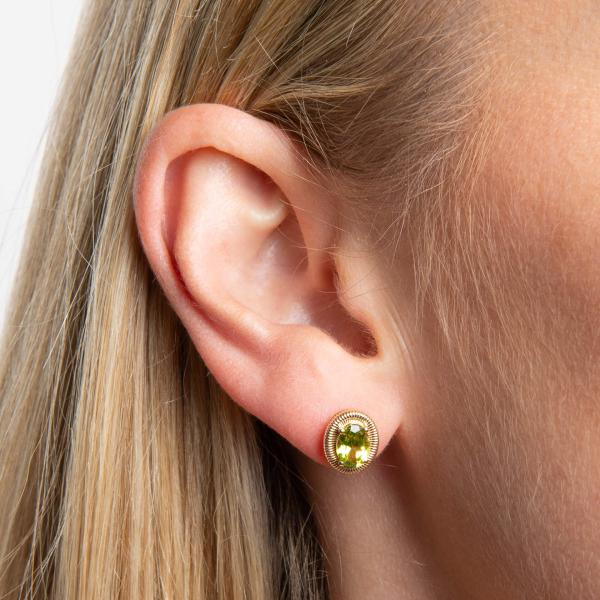 jewellery-earring-stud-earring-9ct-yellow-gold-peridot-pde486f