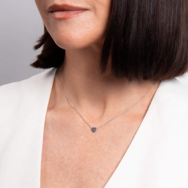jewellery-necklace-pendant-necklace-9ct-white-gold-a3b732d