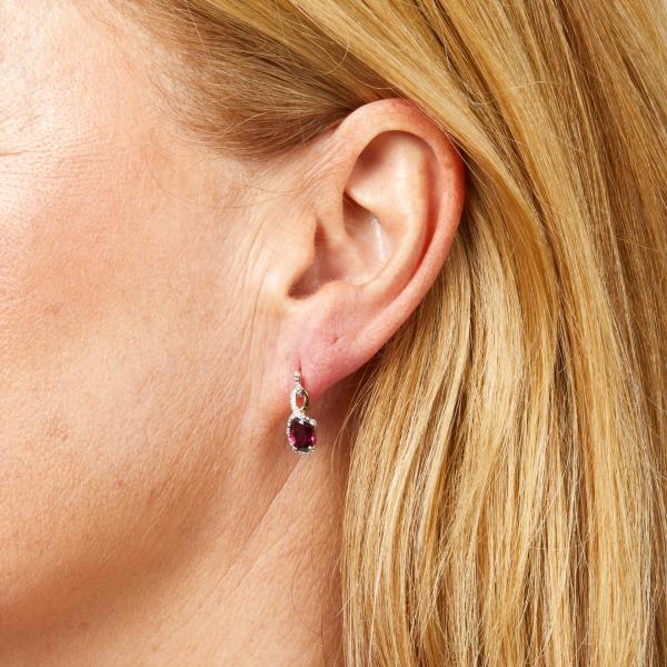 jewellery-earring-drop-earring-9ct-yellow-gold-garnet-saac07b