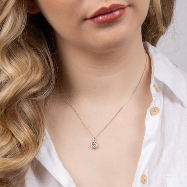 jewellery-pendant-9ct-white-gold-aquamarine-f3e13c8