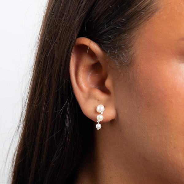 jewellery-earring-drop-earring-sterling-silver-pearl-cbb8482