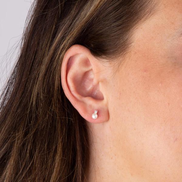 jewellery-earring-stud-earring-sterling-silver-pearl-gf32208
