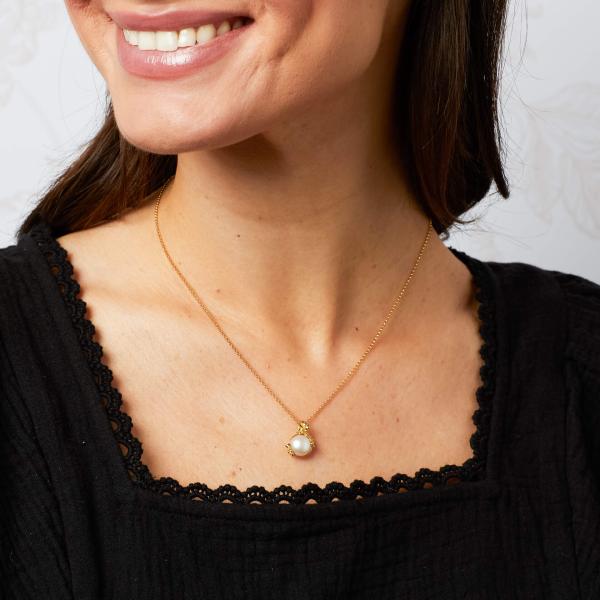 jewellery-necklace-pendant-necklace-yellow-gold-plated-pearl-e26c0d4