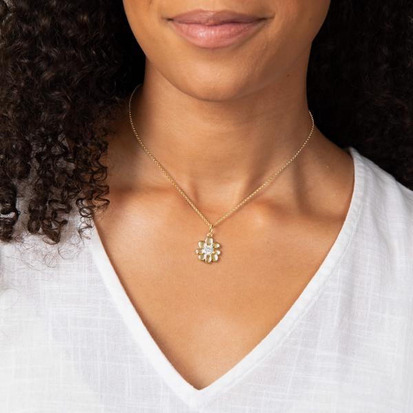 jewellery-necklace-pendant-necklace-yellow-gold-plated-eb6247a
