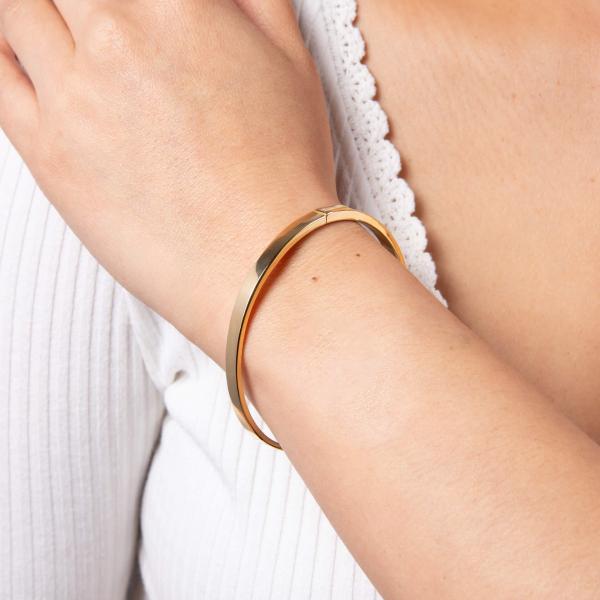 jewellery-bracelet-bangle-yellow-gold-plated-a595e30