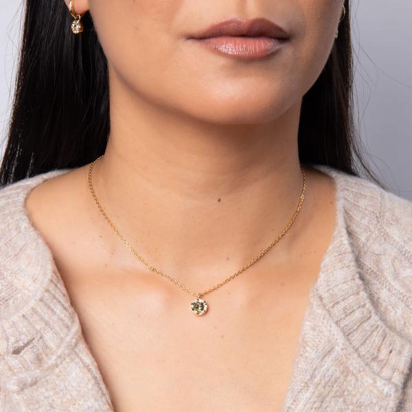 jewellery-necklace-pendant-necklace-yellow-gold-plated-f180811