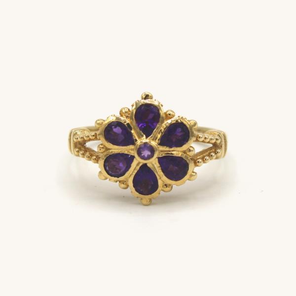 vintage-ring-yellow-gold-55a9ba