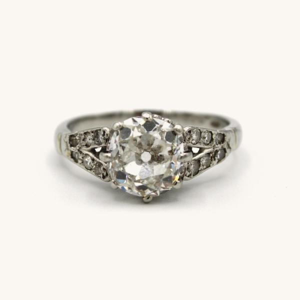vintage-ring-platinum-910678