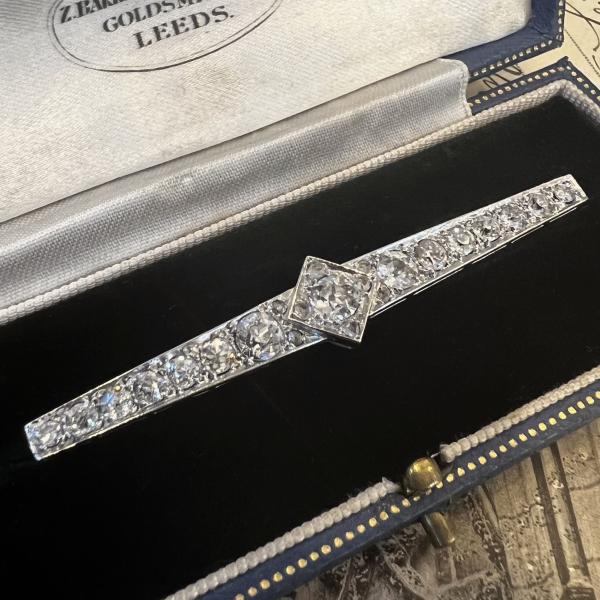 vintage-platinum-269123