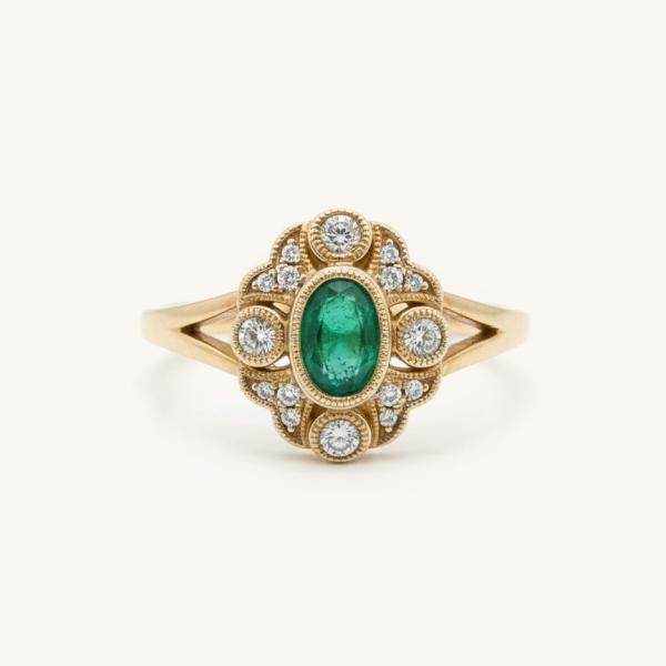 vintage-ring-statement-ring-yellow-gold-emerald-69c89b
