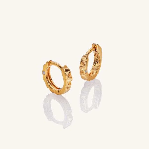 jewellery-earring-hoop-earring-18ct-yellow-gold-plated-natural-diamond-06564e