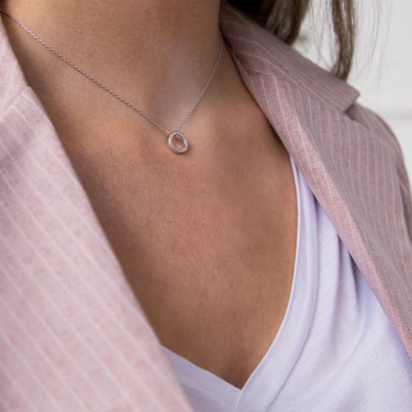 jewellery-necklace-pendant-necklace-sterling-silver-white-topaz-83576d