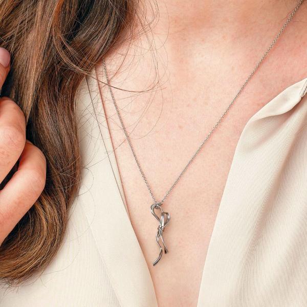 jewellery-necklace-pendant-necklace-sterling-silver-b76890