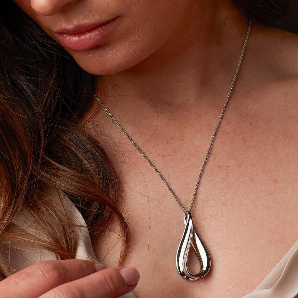 jewellery-necklace-pendant-necklace-sterling-silver-18d4e3