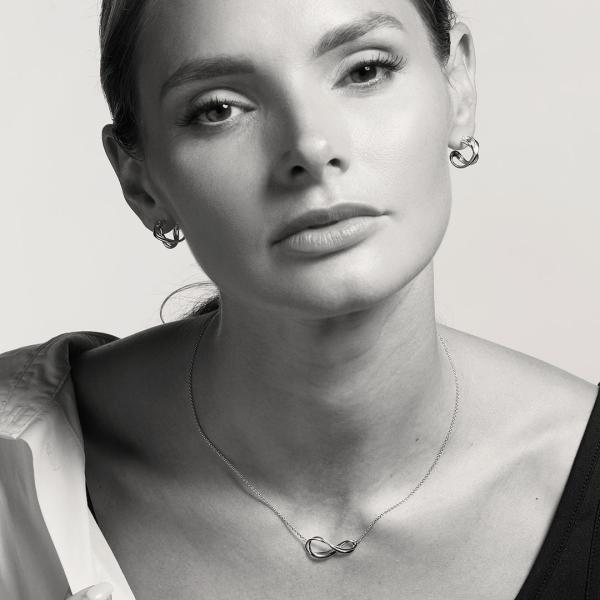 jewellery-necklace-pendant-necklace-sterling-silver-b864a7