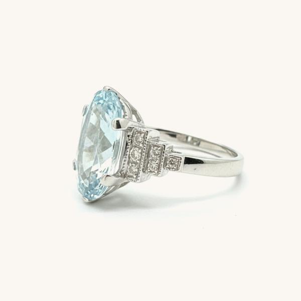 vintage-vintage-ring-white-gold-blue-topaz-067594