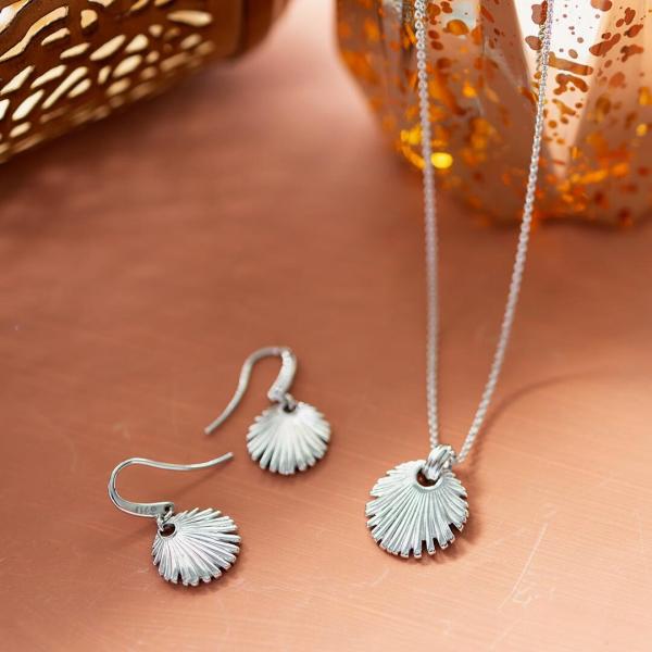 jewellery-necklace-pendant-necklace-sterling-silver-ecf1b7