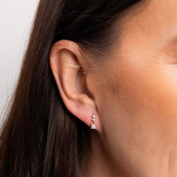 jewellery-earring-drop-earring-yellow-gold-natural-diamond-03e387