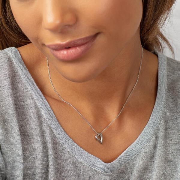 jewellery-necklace-pendant-necklace-sterling-silver-82a141