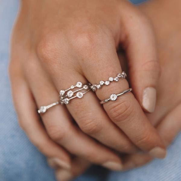 jewellery-ring-stacking-ring-sterling-silver-topaz-f56021