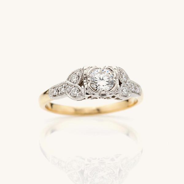 vintage-vintage-ring-mixed-metals-natural-diamond-f8e2ec