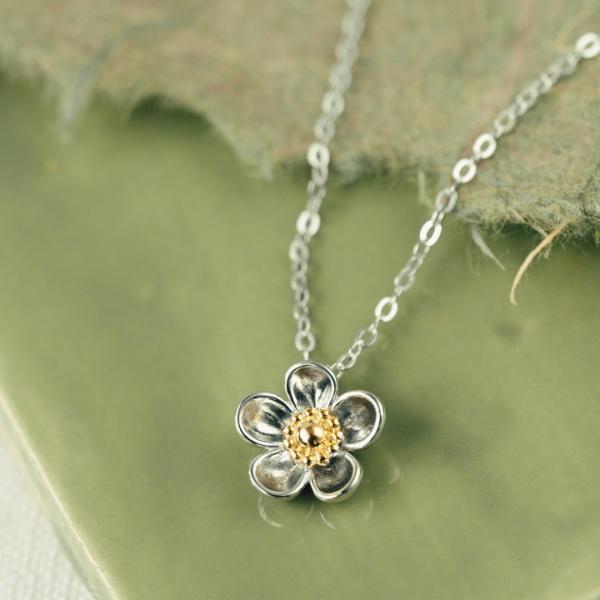 jewellery-necklace-pendant-necklace-18k-yellow-gold-plated-5557d0